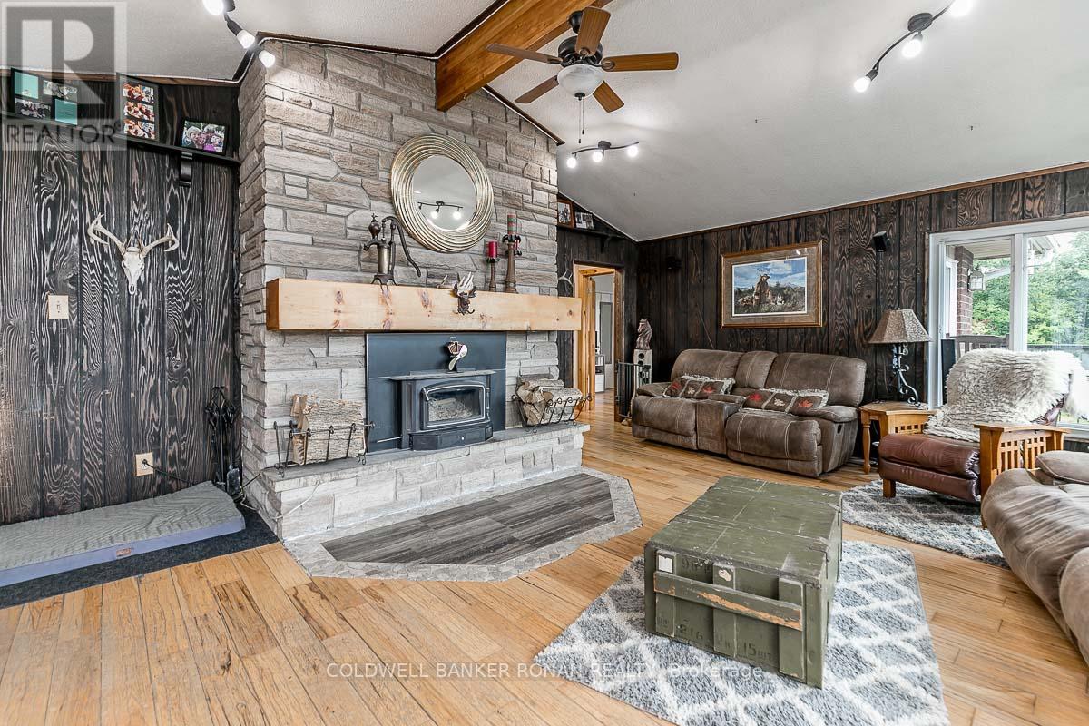Listing X7003862 - Large Photo # 11