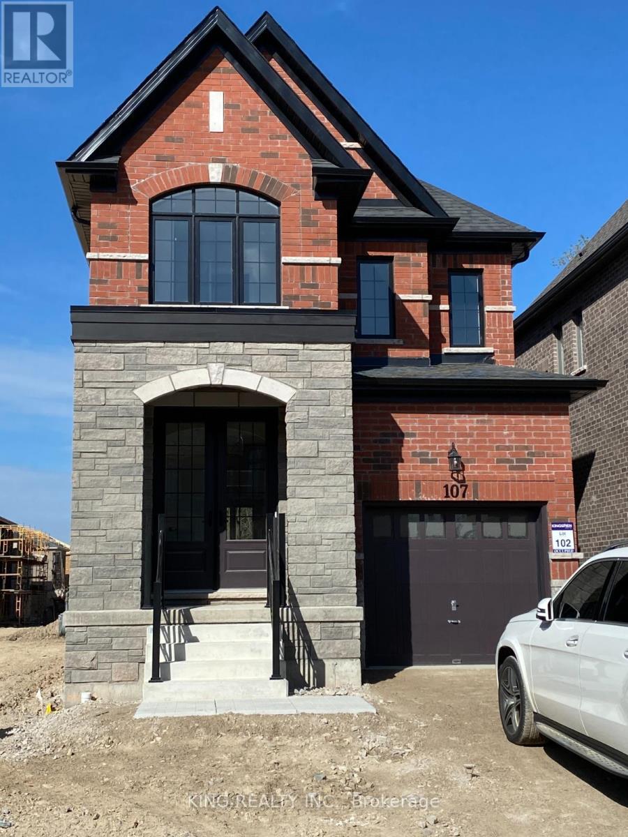 107 HUNTINGFORD TR W
