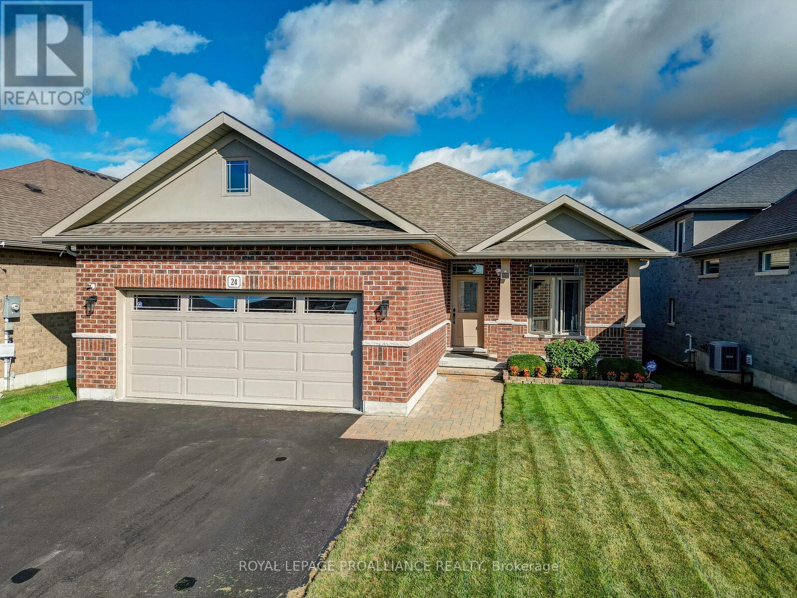 24 KEMPTON AVE