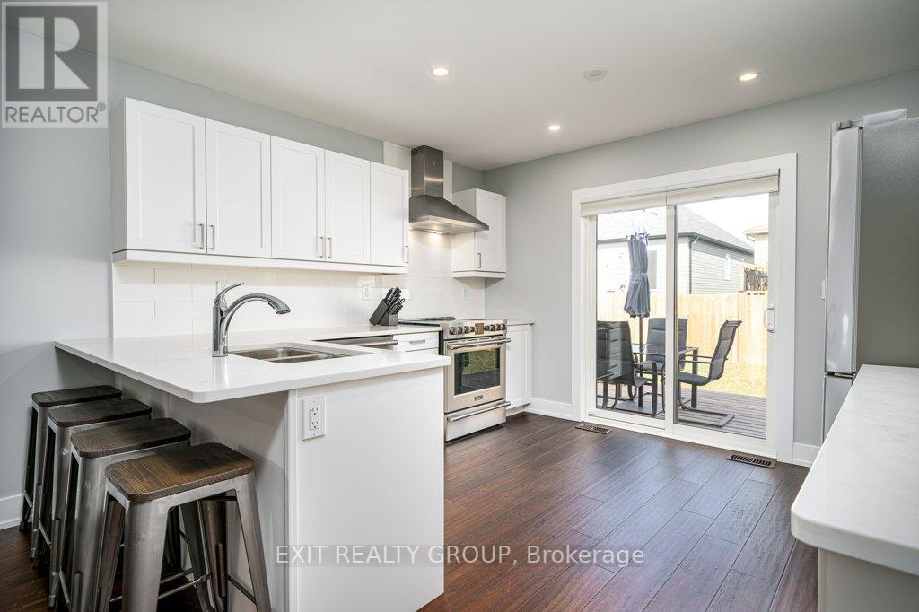 85 CORTLAND WAY