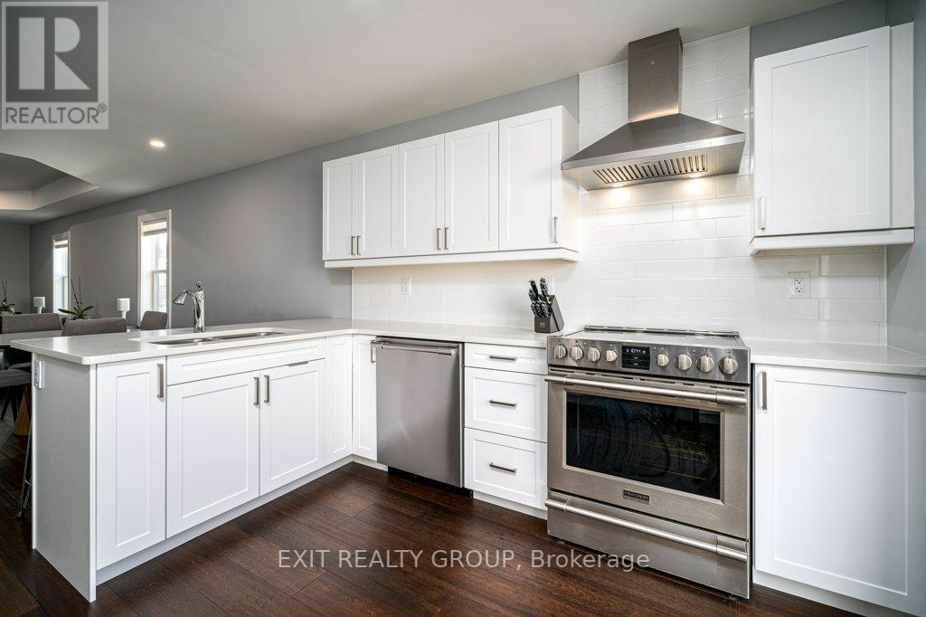85 CORTLAND WAY
