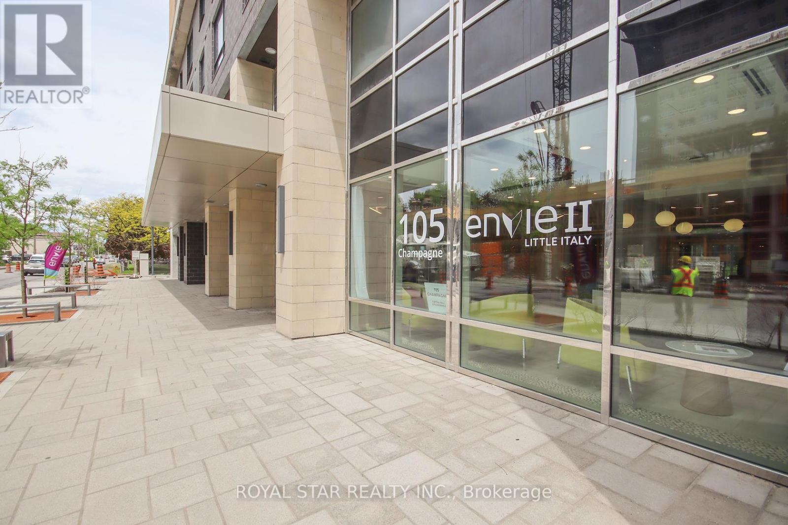 #1717 -105 CHAMPAGNE AVE, #1717