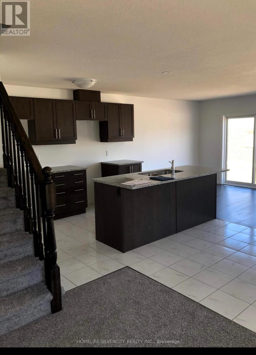 #56 -135 HARDCASTLE DR, #56