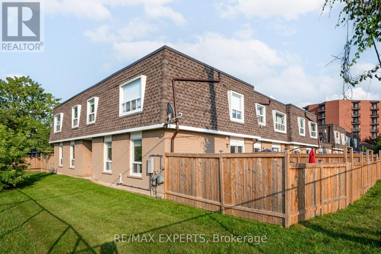 U J 766 WALTER ST, #Unit J