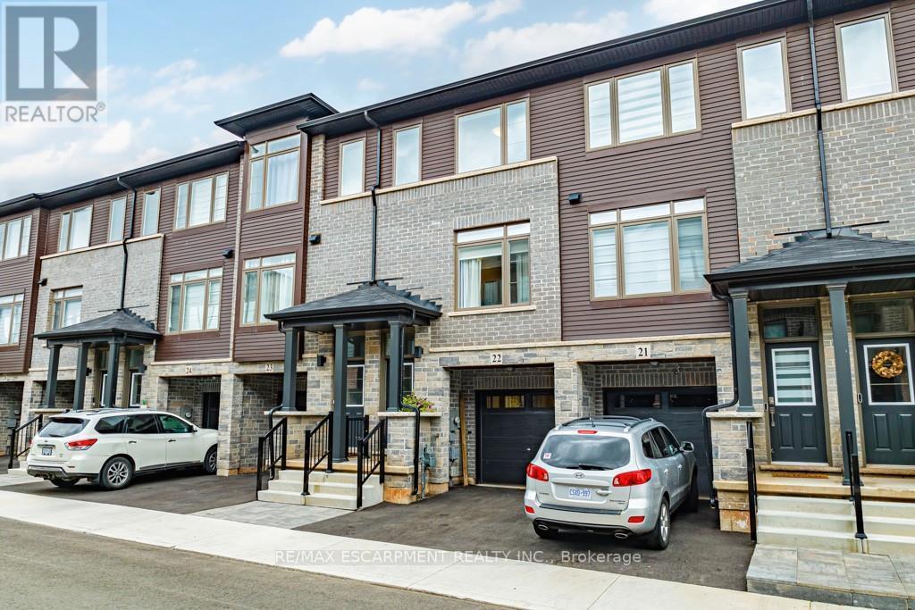 #22 -575 WOODWARD AVE, #22