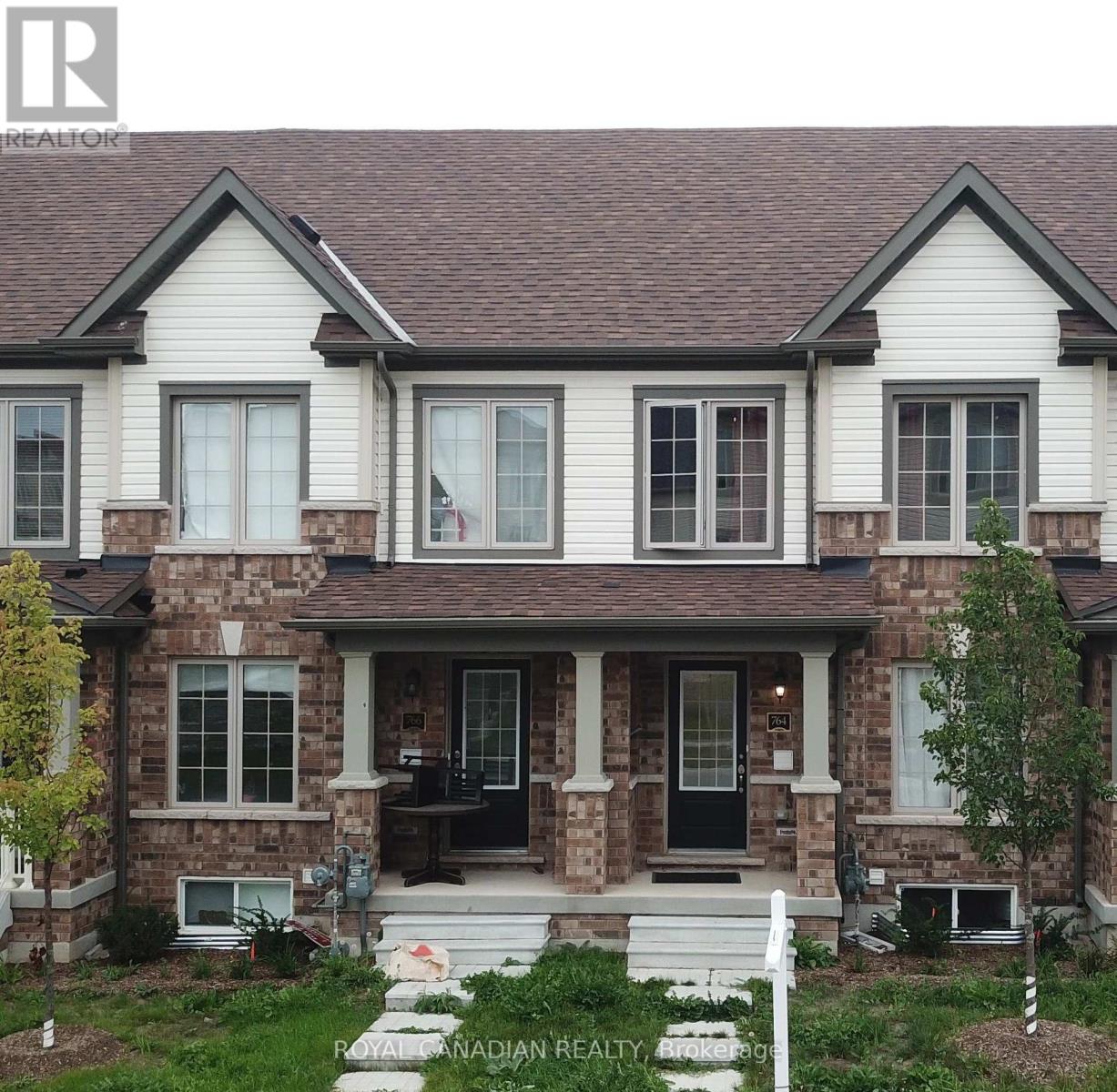 764 LINDEN DR