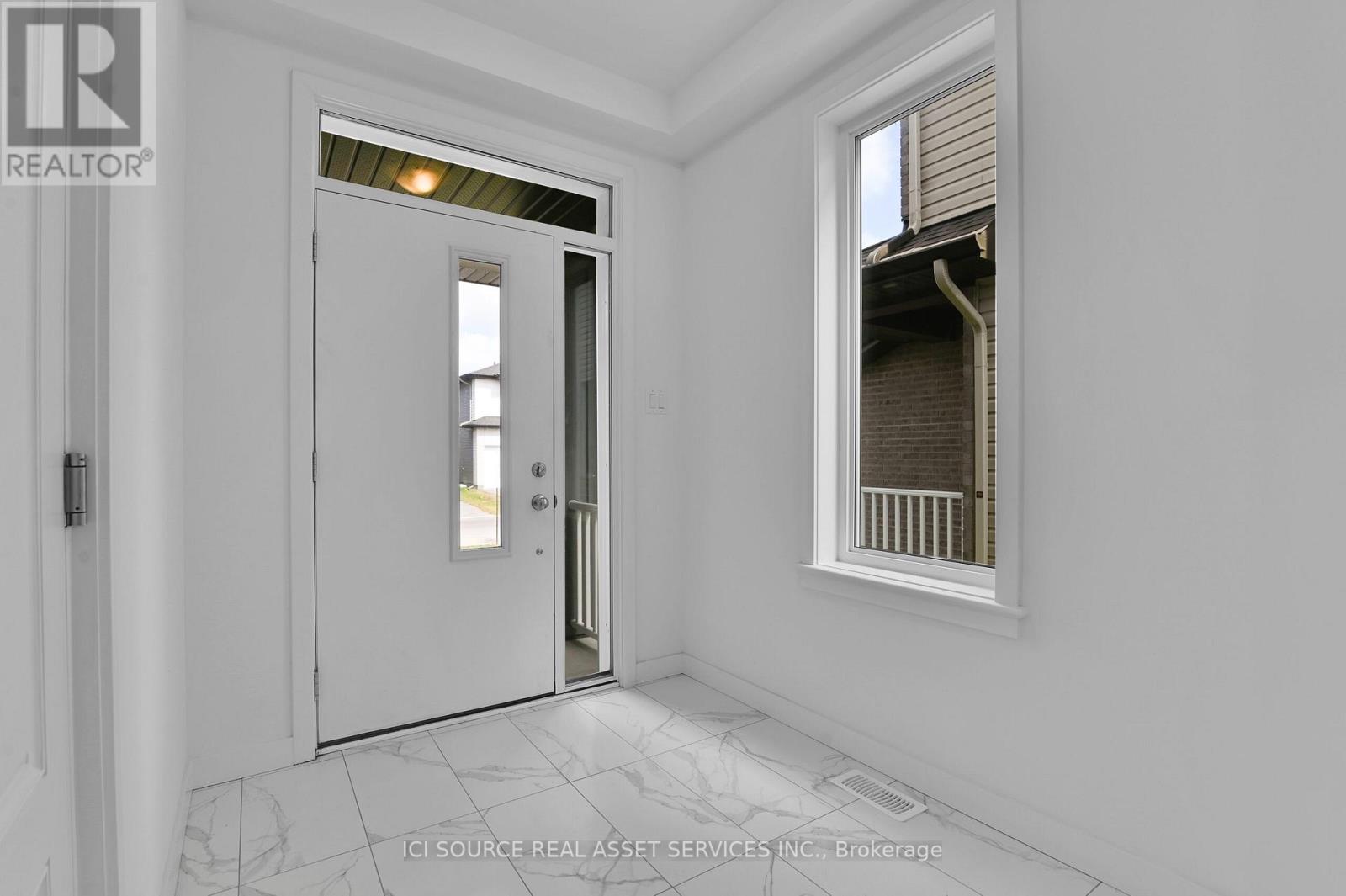 828 PASEANA PL