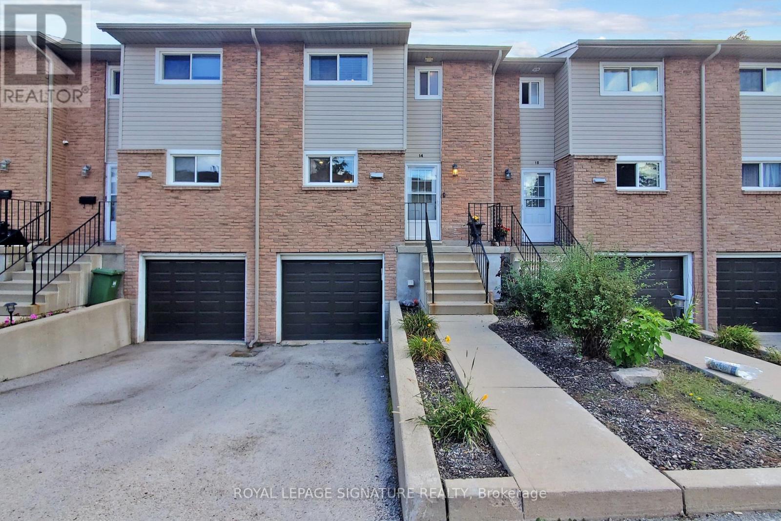 #14 -1355 UPPER GAGE AVE, #14