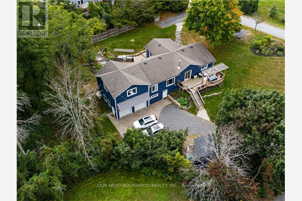 14 EASTERN AVE, Prince Edward County