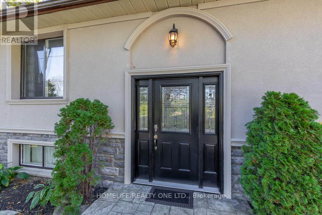 329 LAKESHORE RD