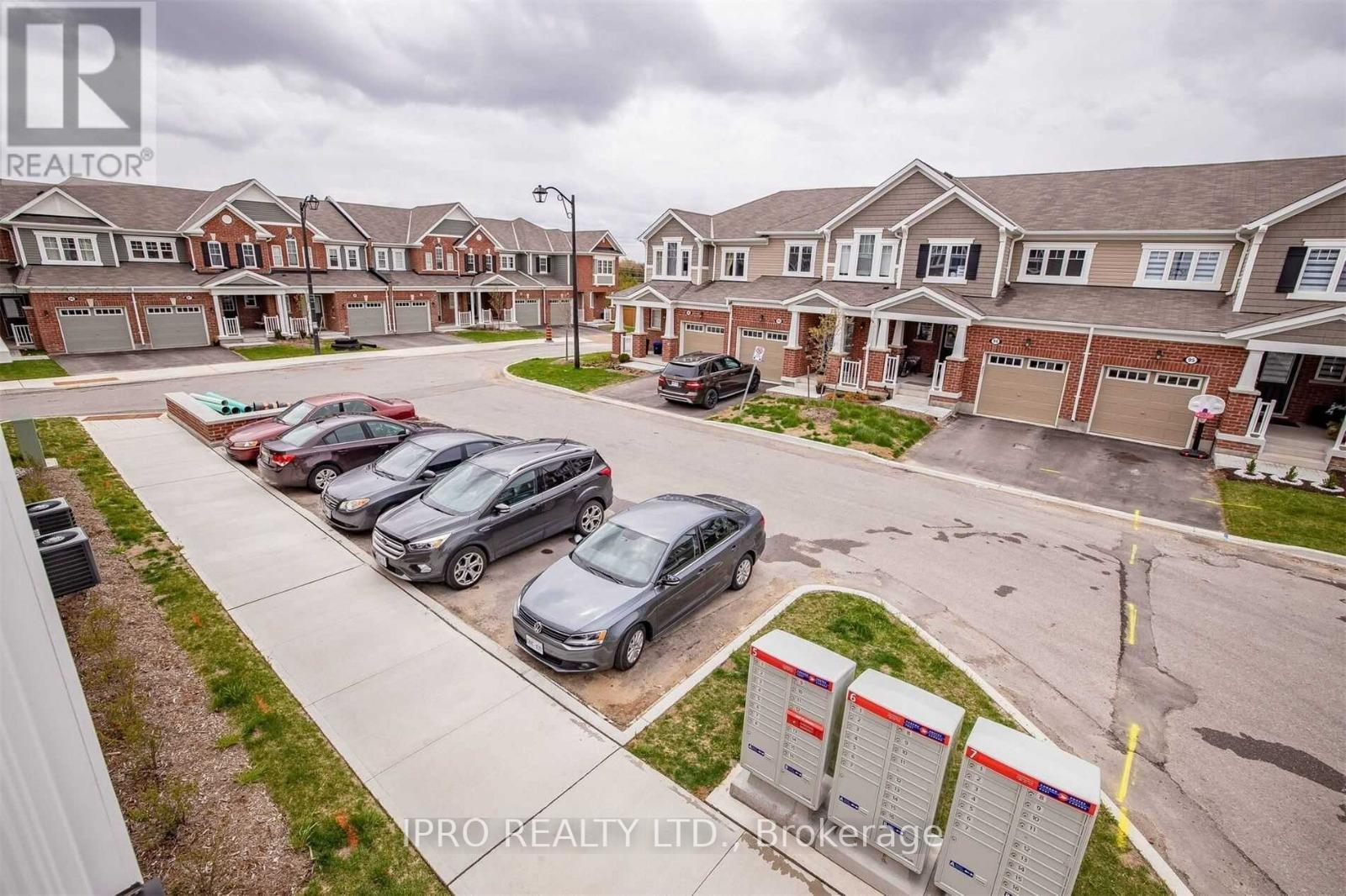 #64 -143 RIDGE RD E, #64