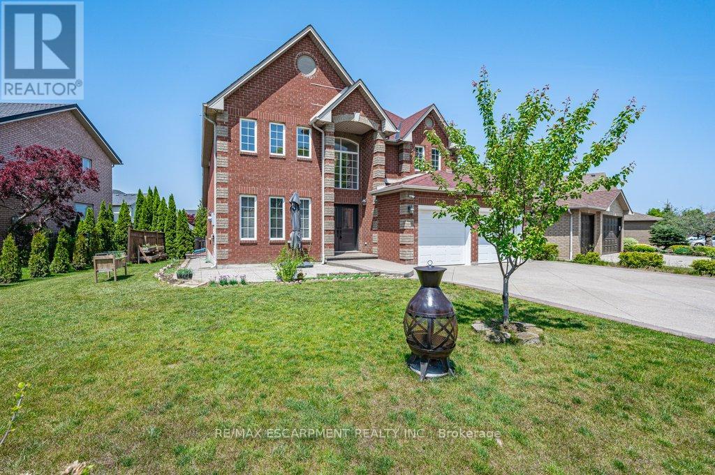 211 GATESTONE DR