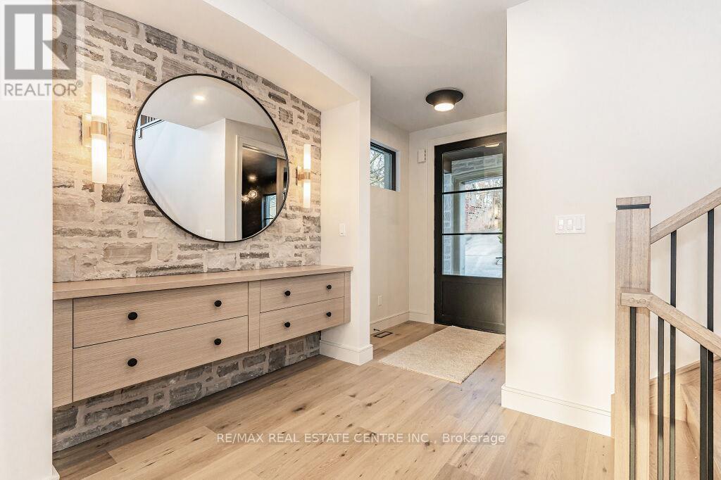 Listing X7008862 - Large Photo # 2
