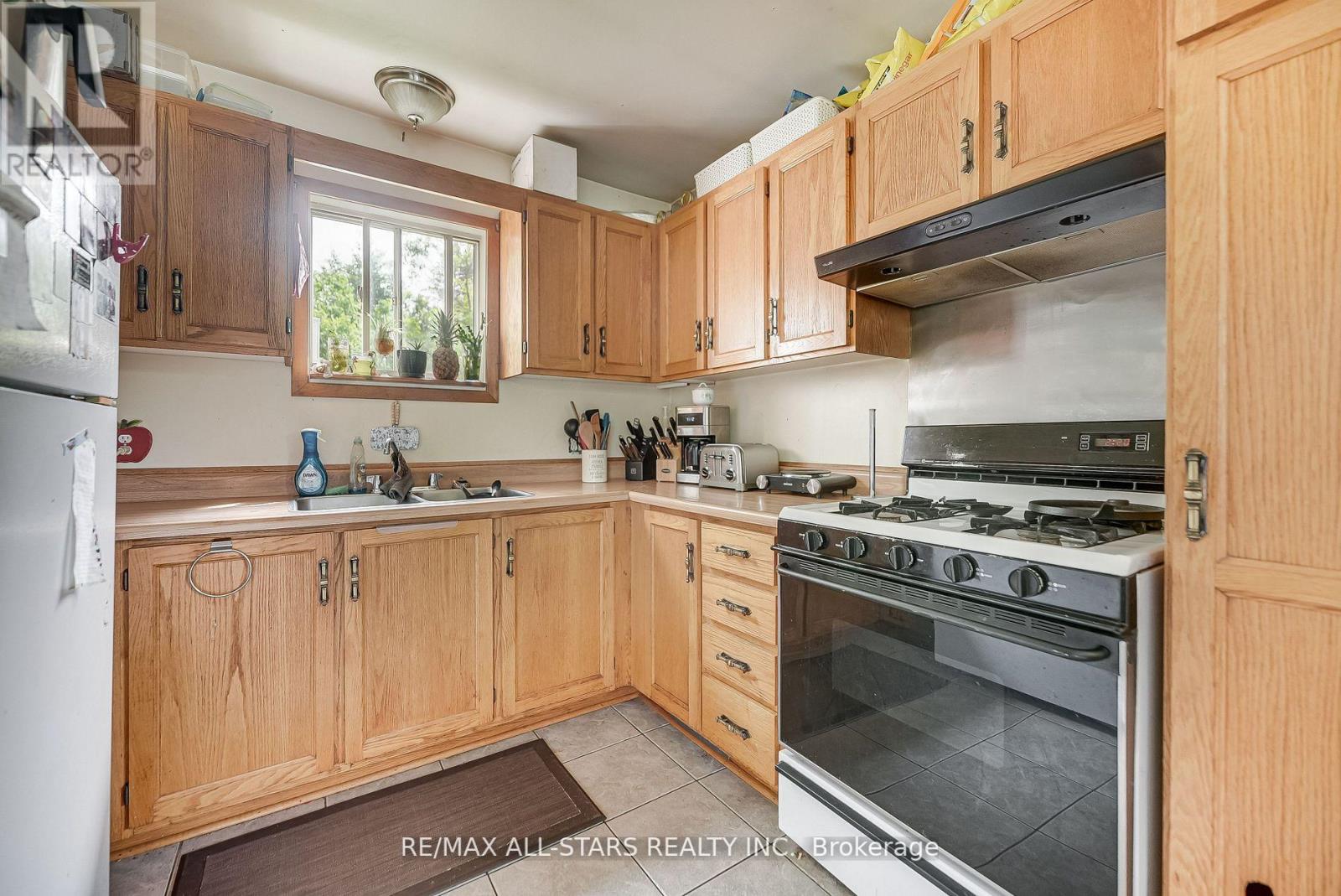 Listing X7008886 - Large Photo # 4