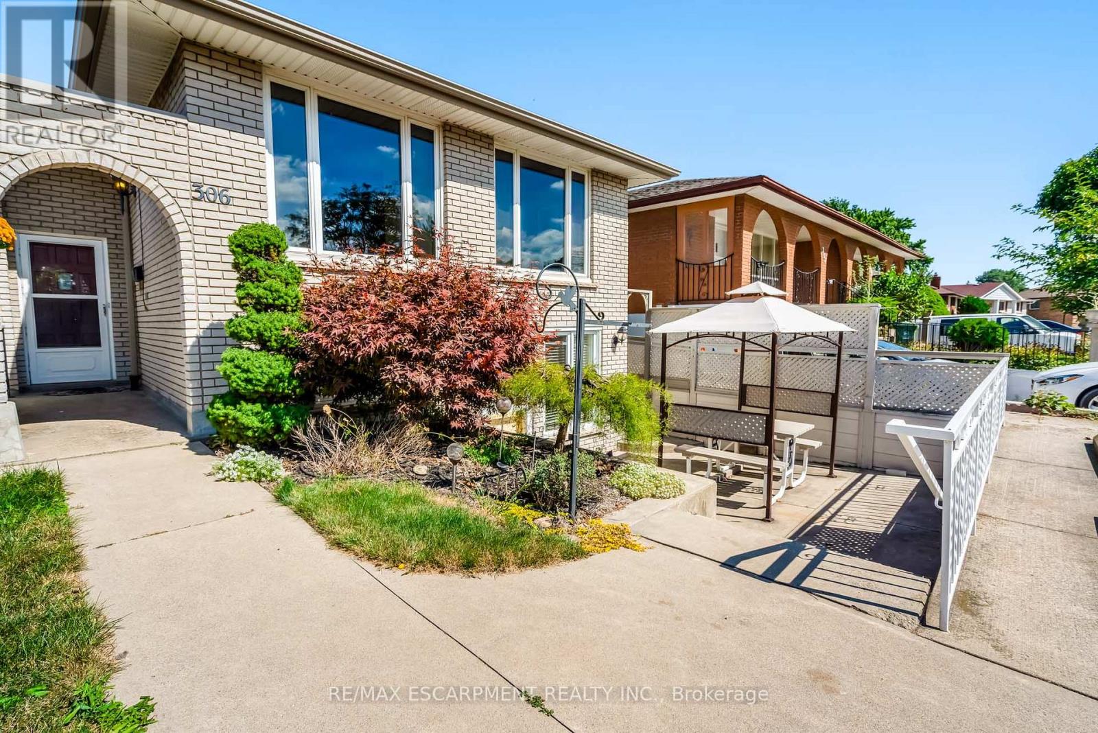 306 CELTIC DR