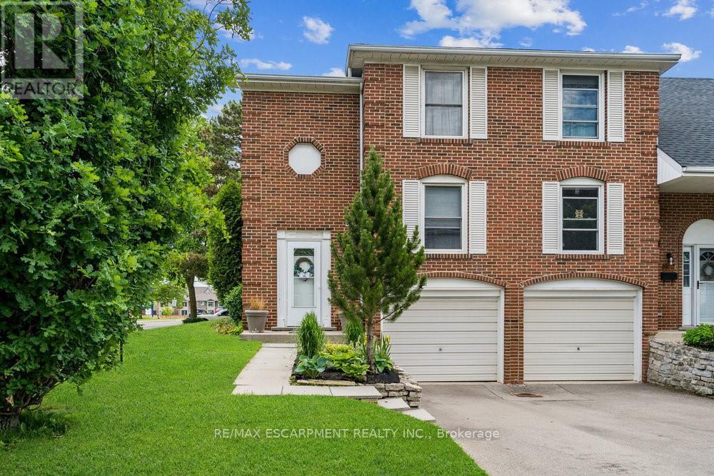 #1 -85 ALBRIGHT RD, #1