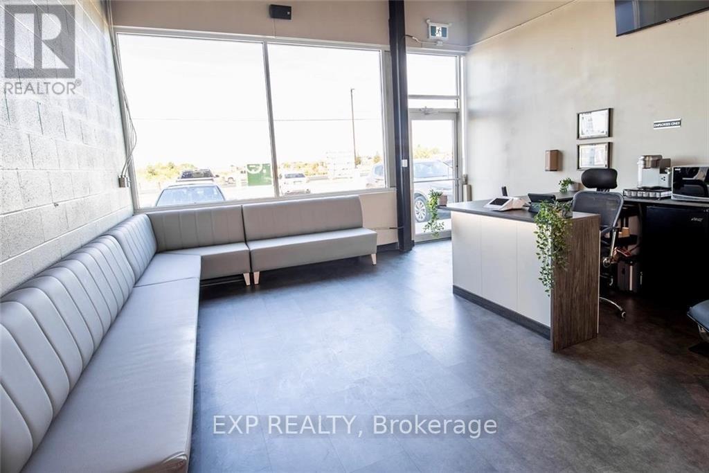 #1 -2070 RYMAL RD E, #1