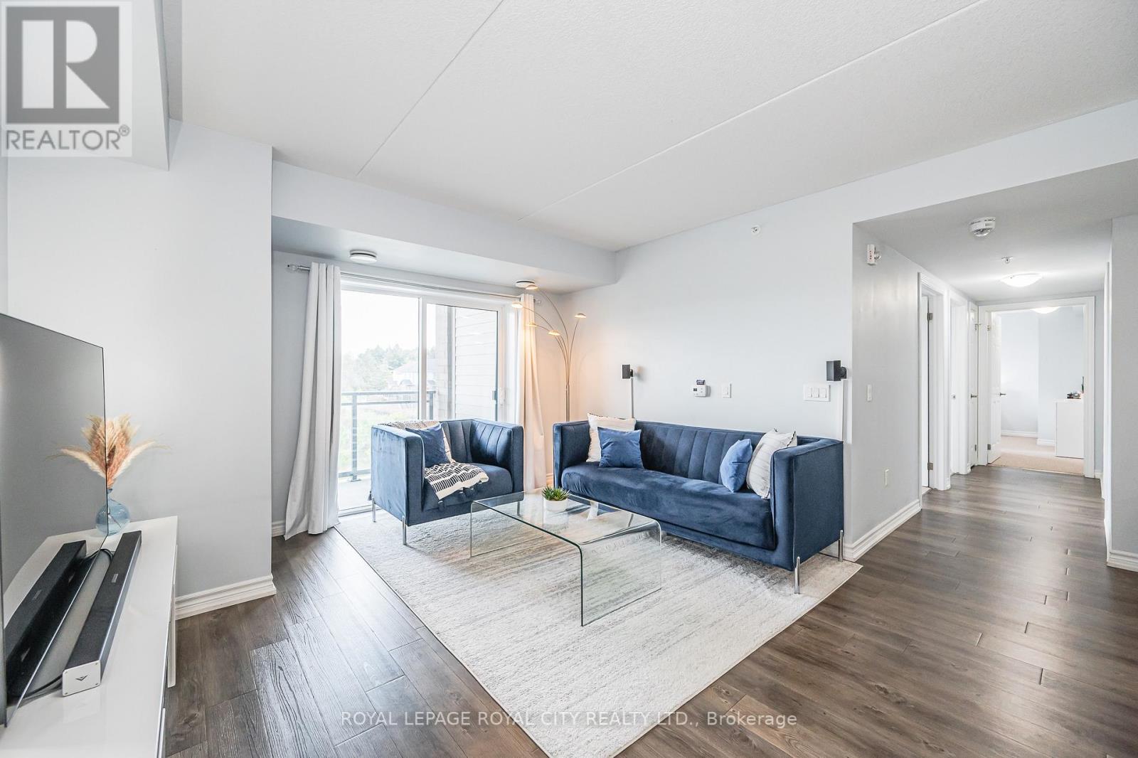 #208 -7 KAY CRES, #208