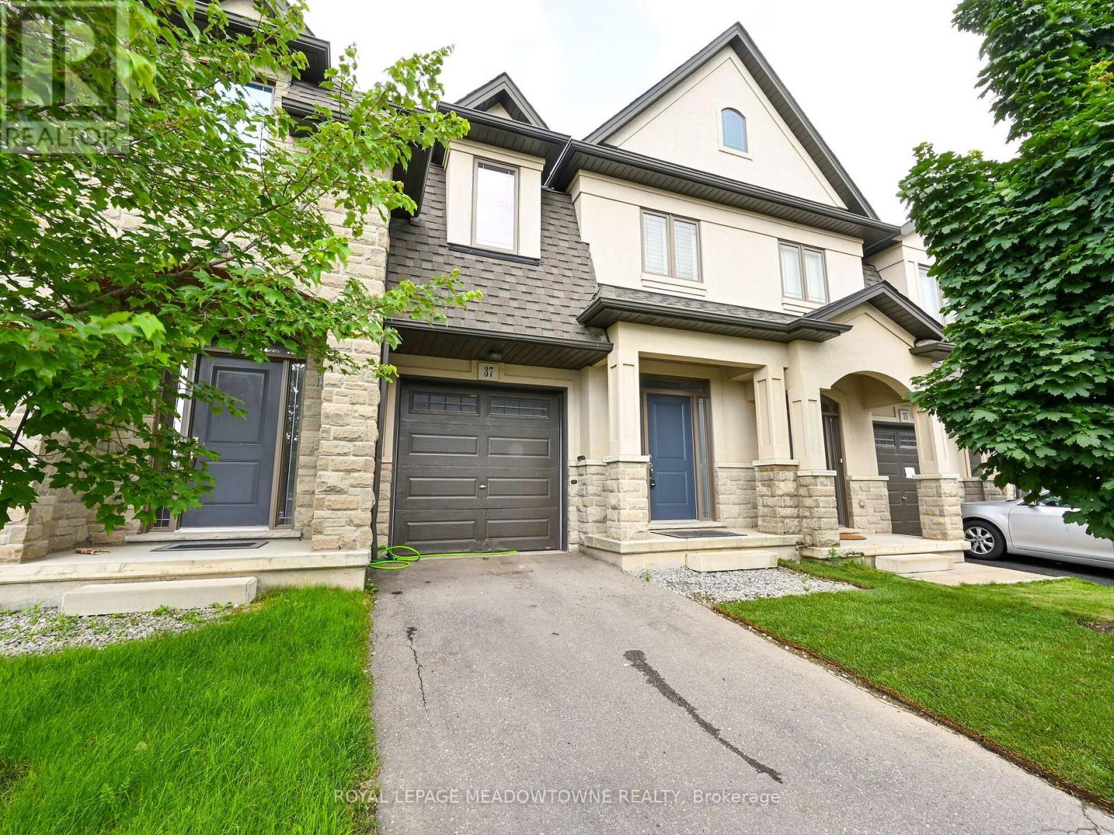 37 SONOMA VALLEY CRES