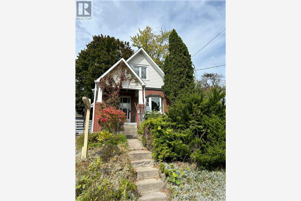 144 SOPHIA ST, Peterborough