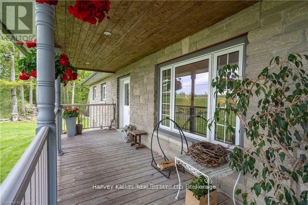 1212 COUNTY ROAD 18