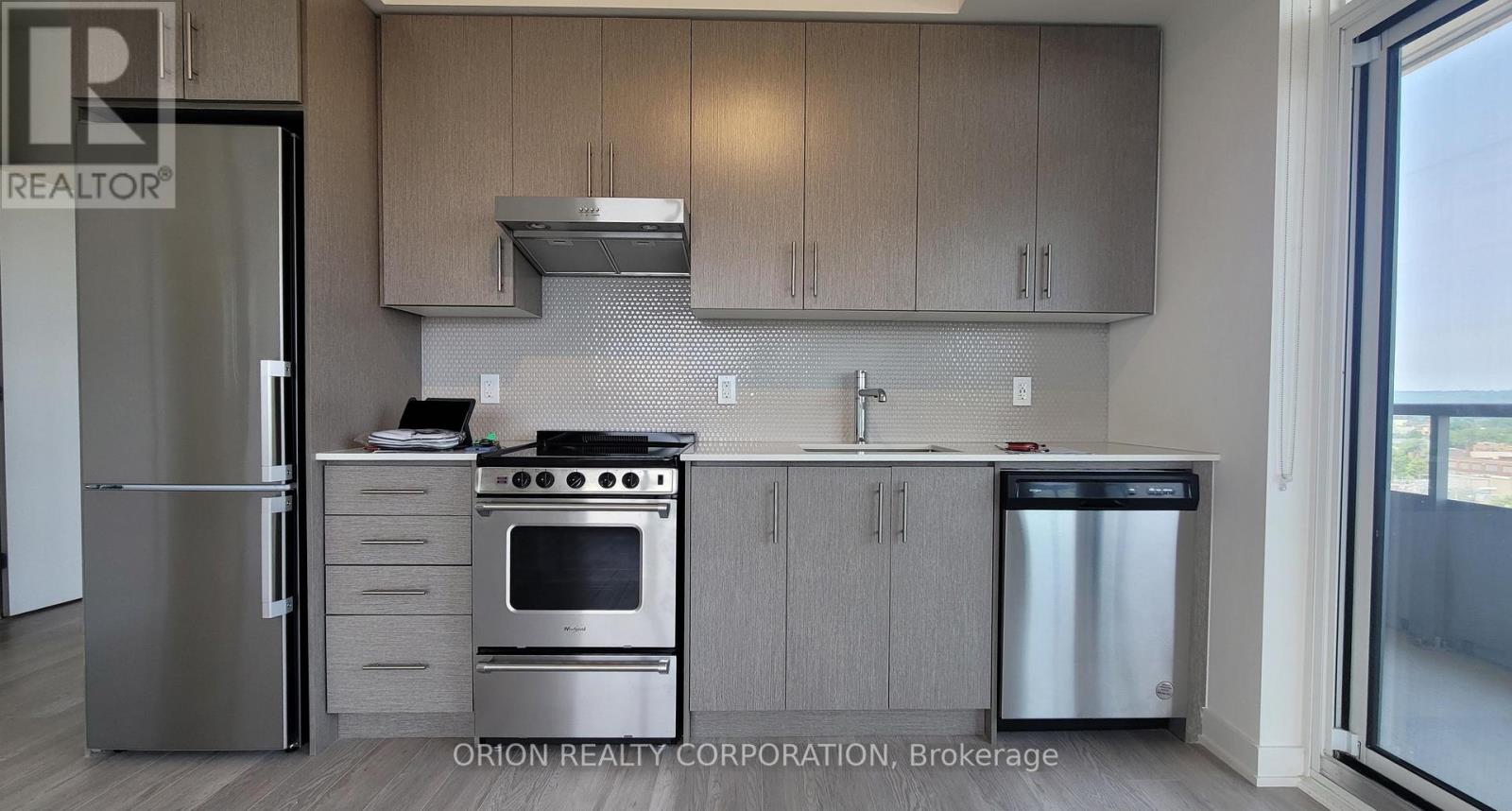 #1203 -212 KING WILLIAM ST, #1203