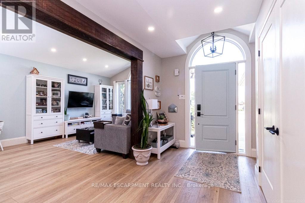 42 NAPLES BLVD
