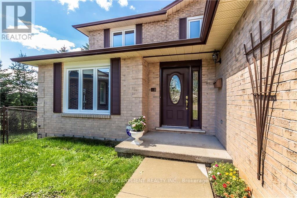 135 KENNEDY AVE