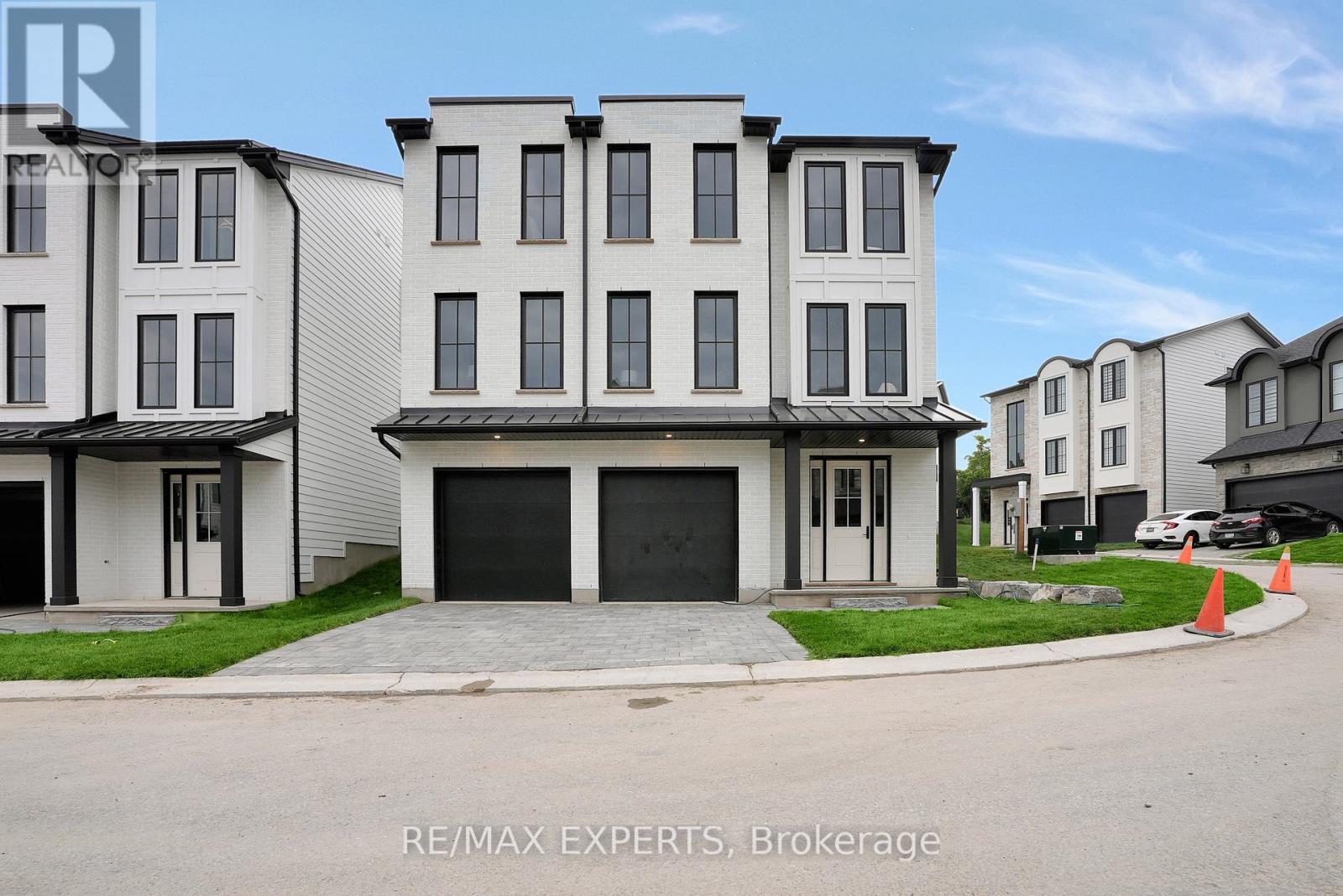 30-2835 SHEFFIELD PL