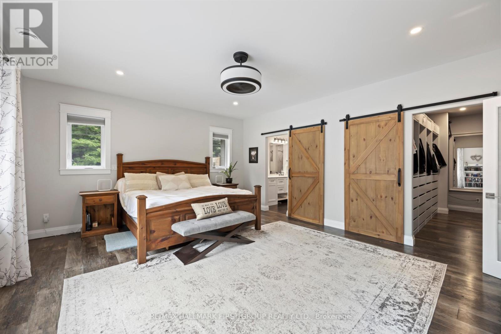 #13 -1080 APPLEWOOD LANE, #13