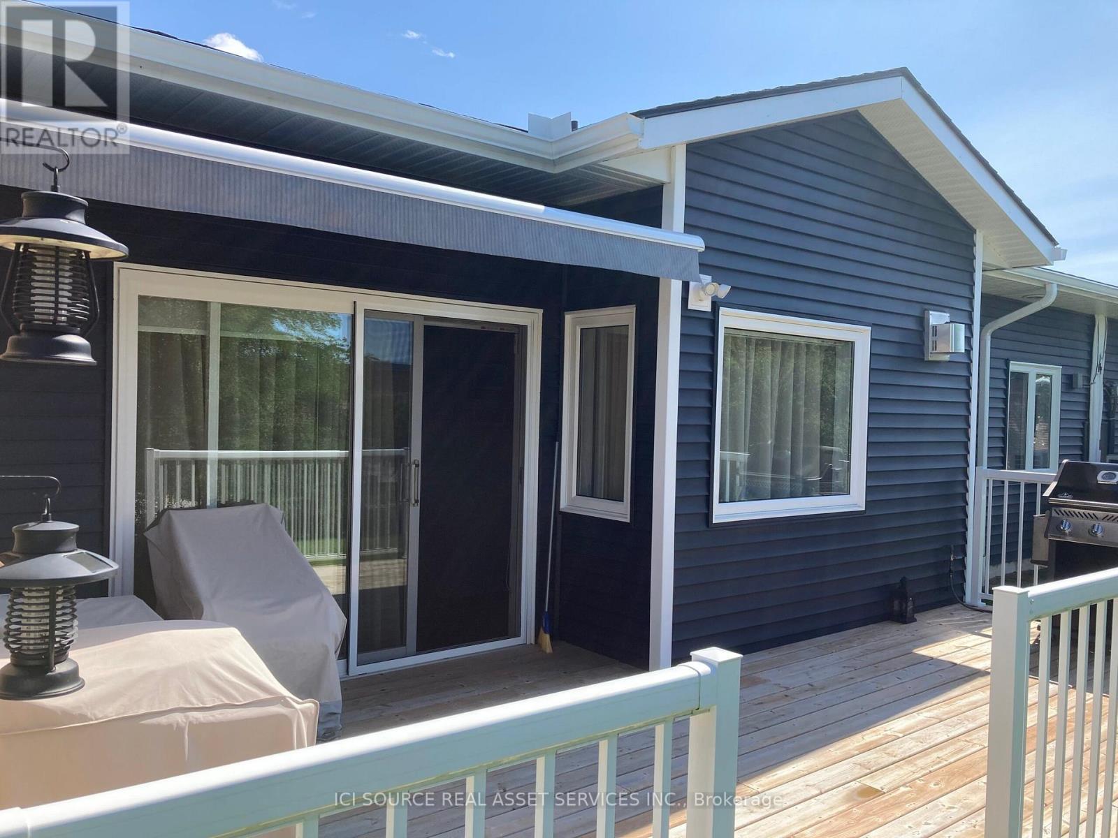 #19 -2380 9TH AVE E, #19