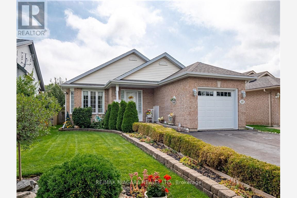 17 CASTLEFIELD CRT, Welland