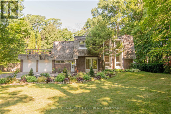 23 RIVERSIDE DR, Kingston