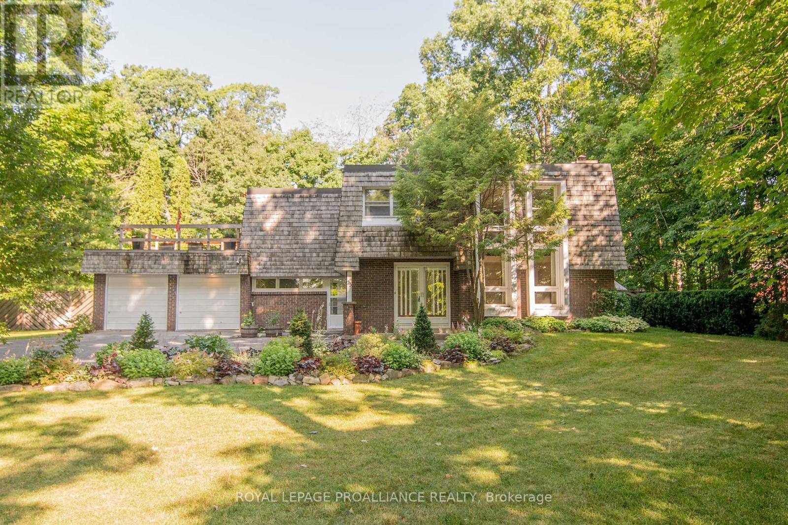 23 RIVERSIDE DR