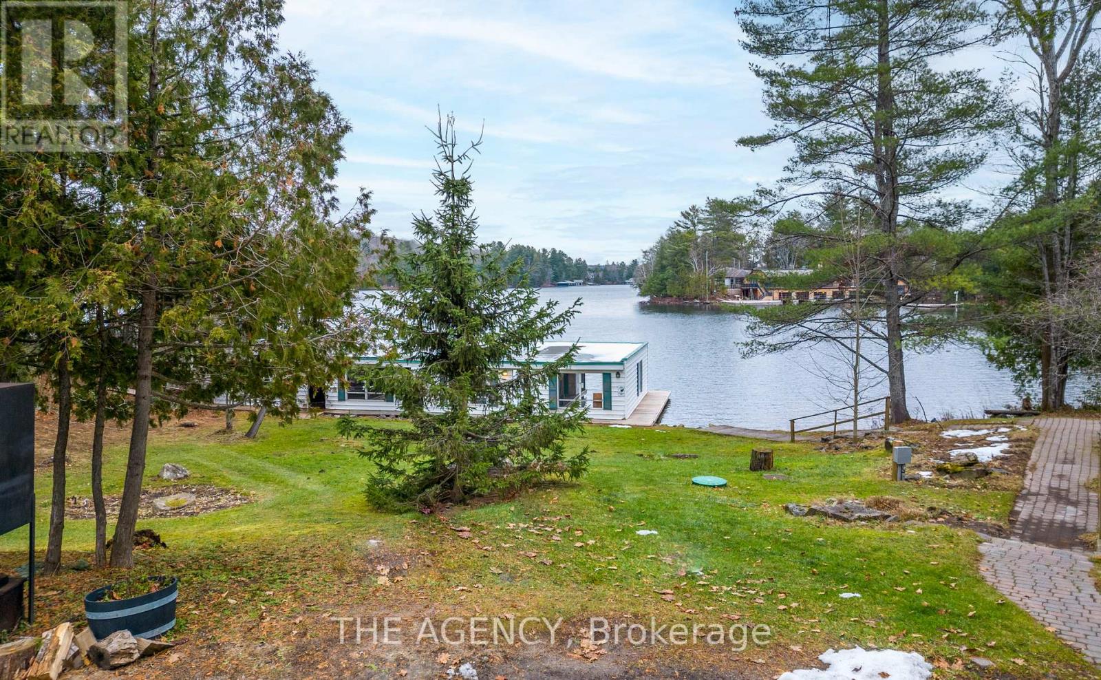 1090 SHERWOOD RD