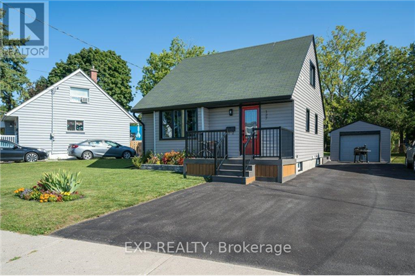 127 HUMEWOOD DR, Belleville