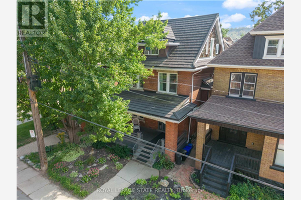 106 DUNSMURE RD, Hamilton