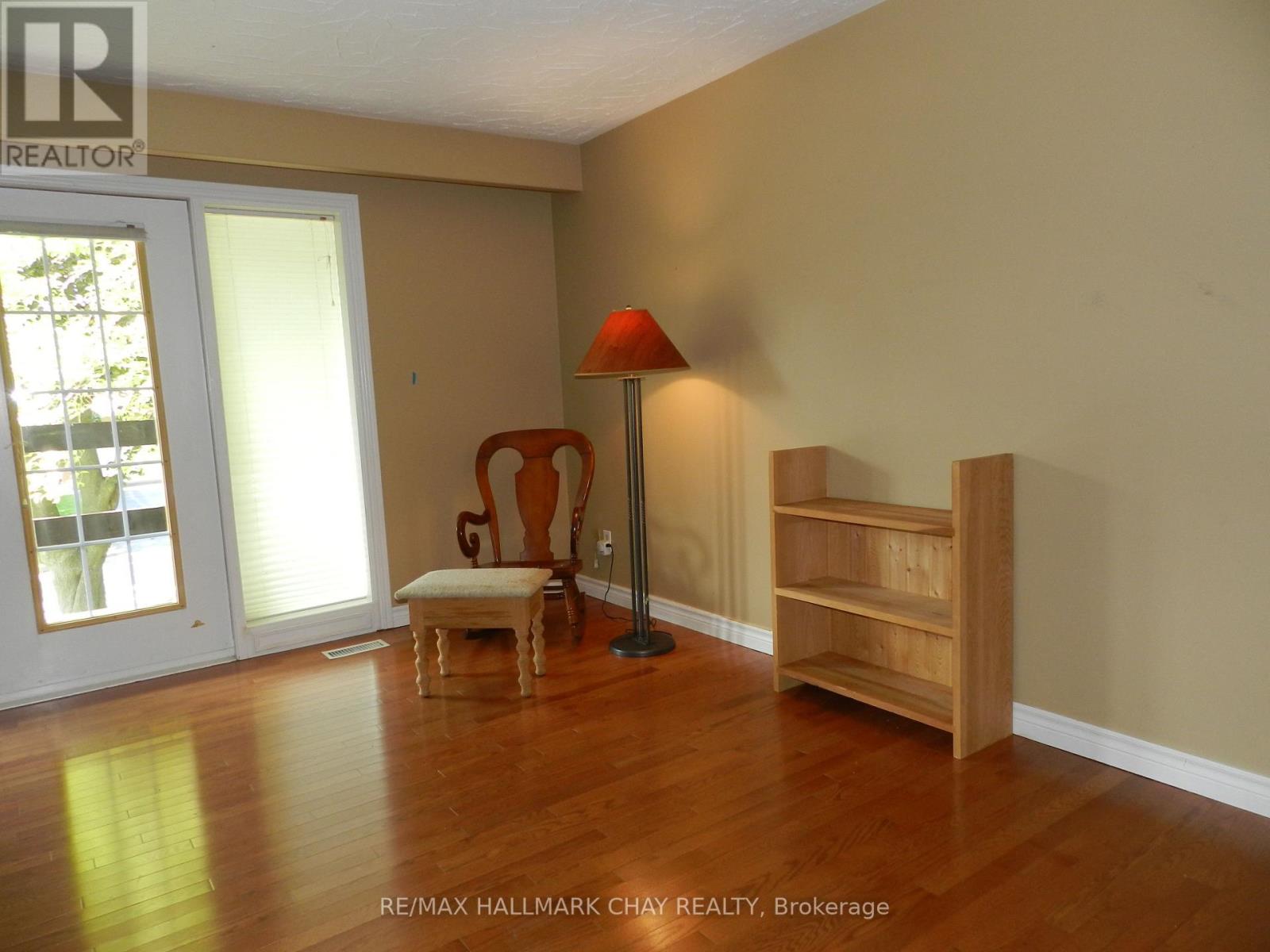 102 MCCARRON CRES