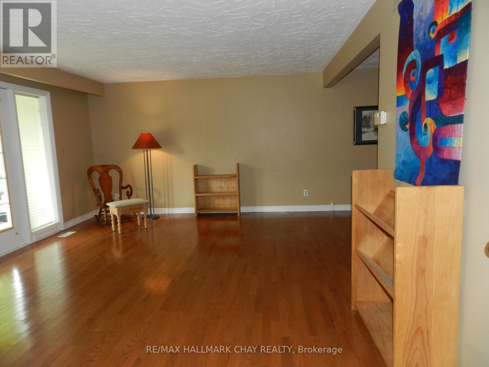 102 MCCARRON CRES