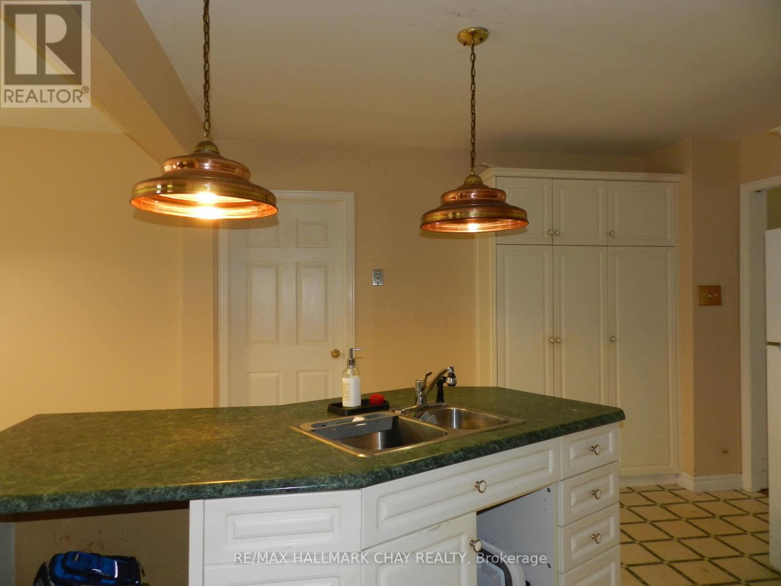 102 MCCARRON CRES