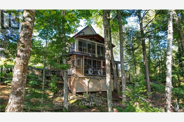132 EGAN CREEK RD, Tudor & Cashel
