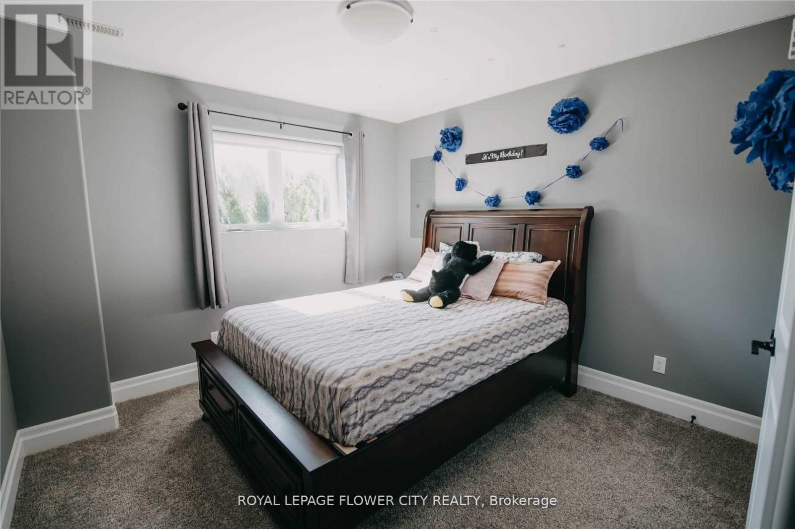 173 MAXWELL CRES