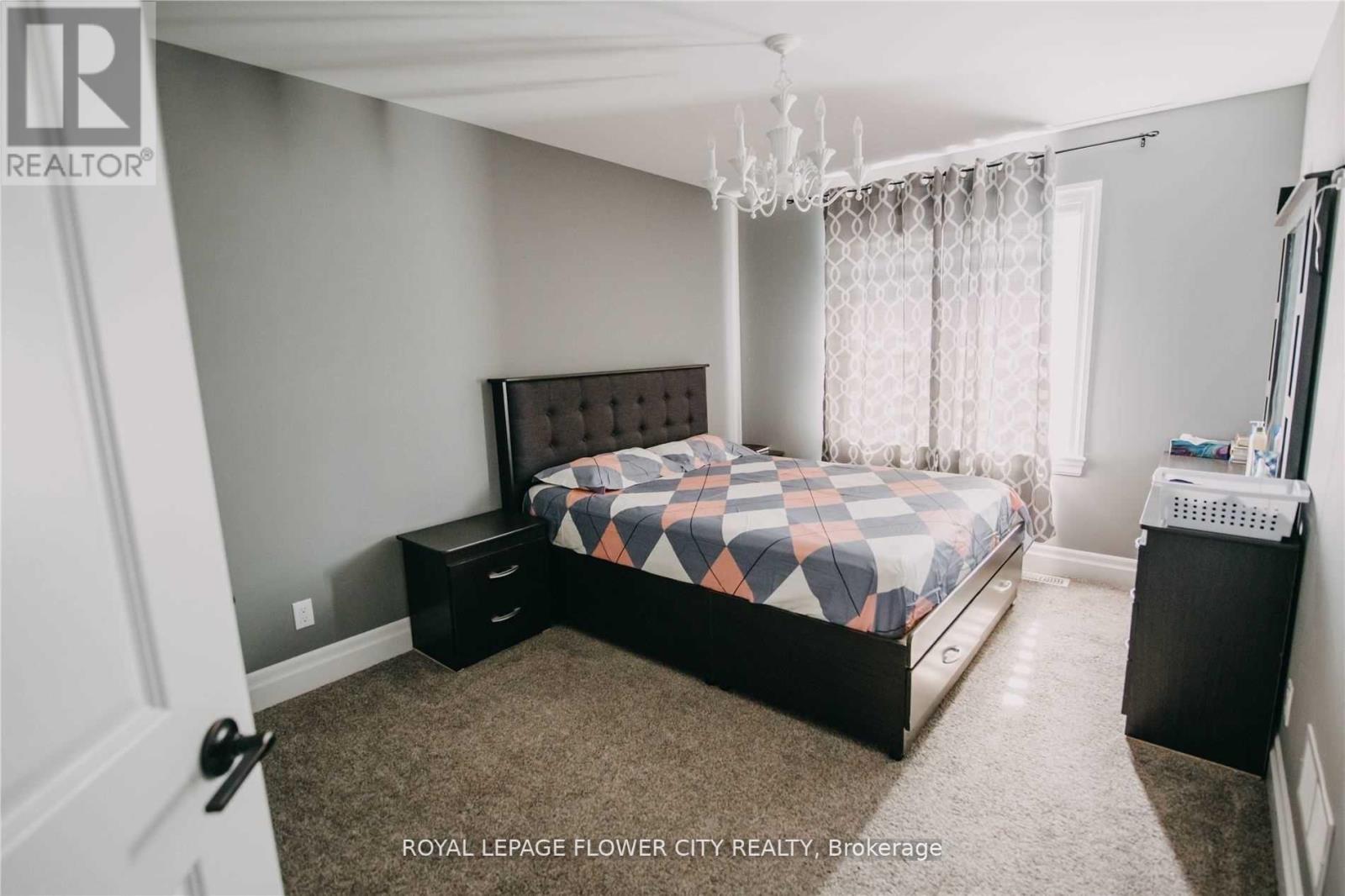 173 MAXWELL CRES