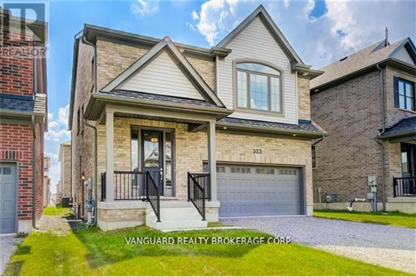 523 MACINTOSH GRVE, Peterborough