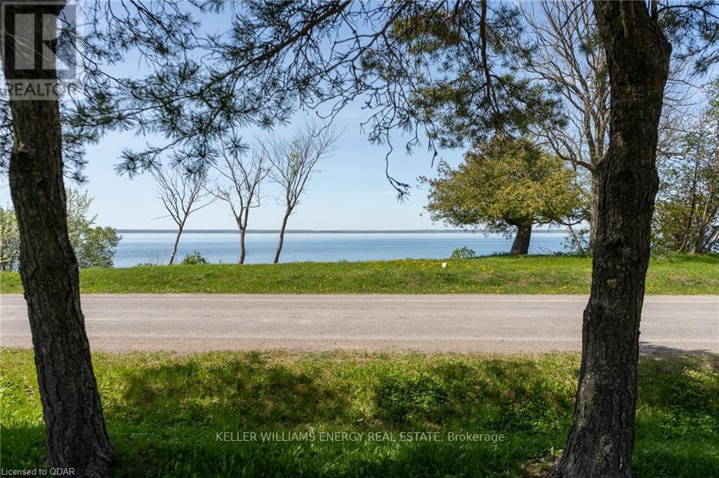 5062 LONG POINT RD