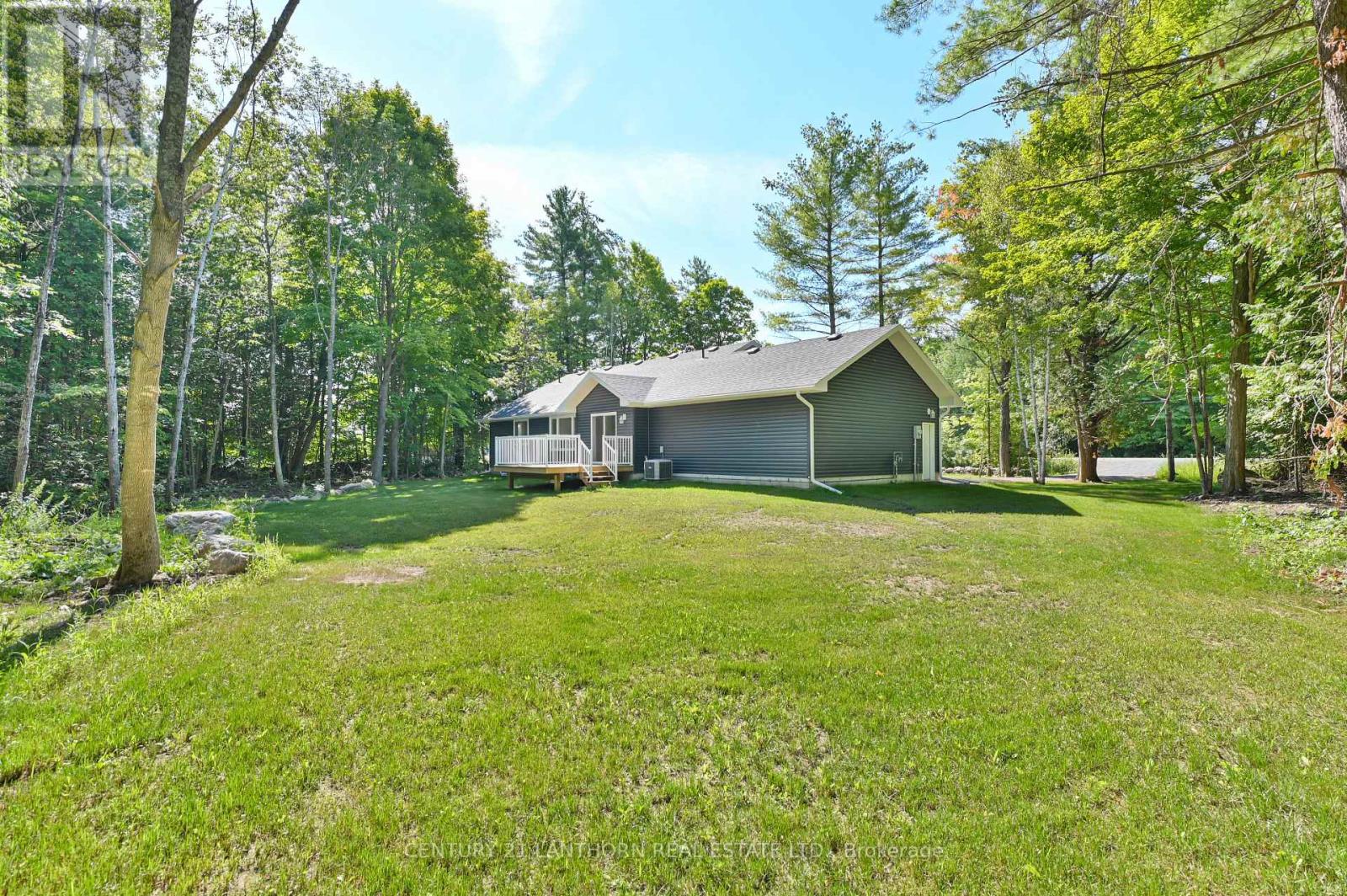 35 CROOKSTON RD