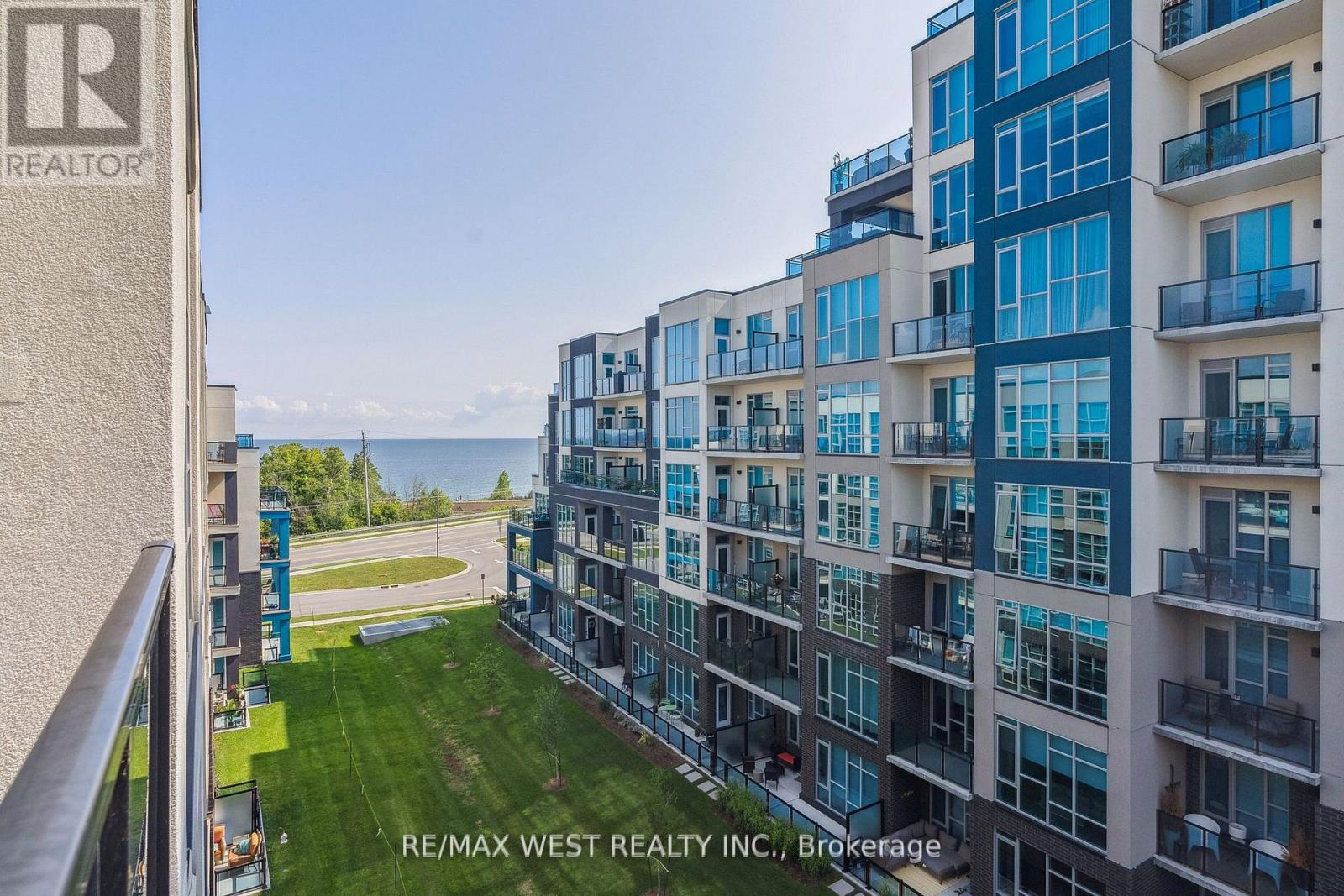 #514 -10 CONCORD PL, #514