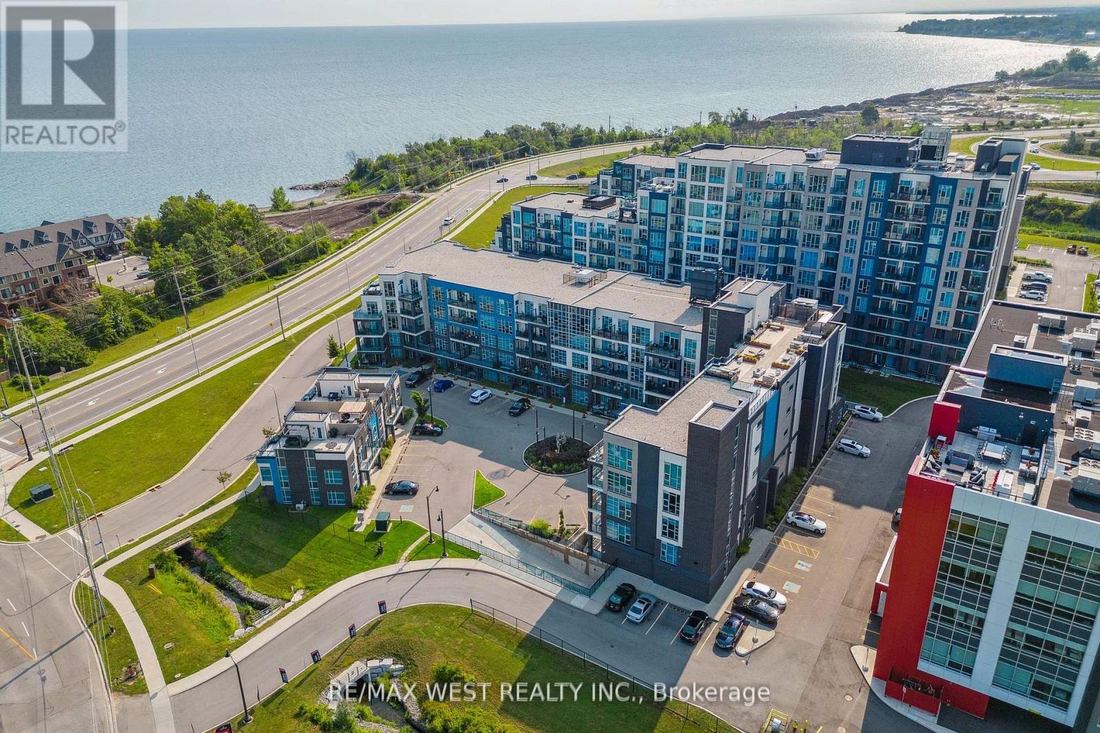 #514 -10 CONCORD PL, #514
