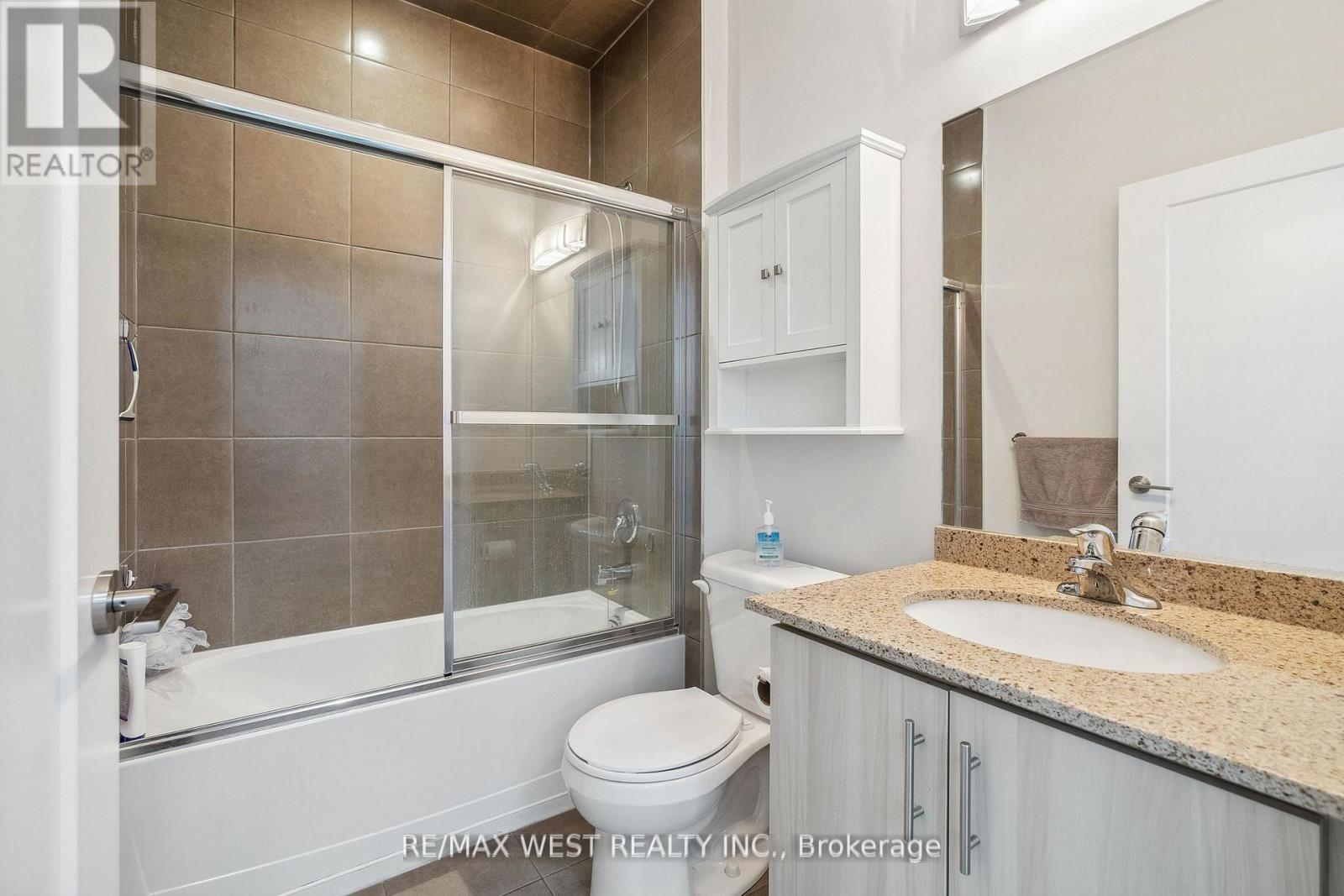 #514 -10 CONCORD PL, #514