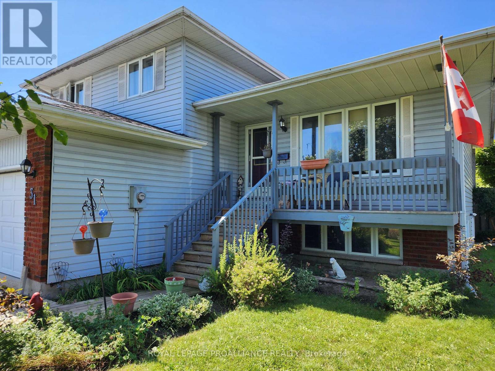 31 HARBOURVIEW CRES